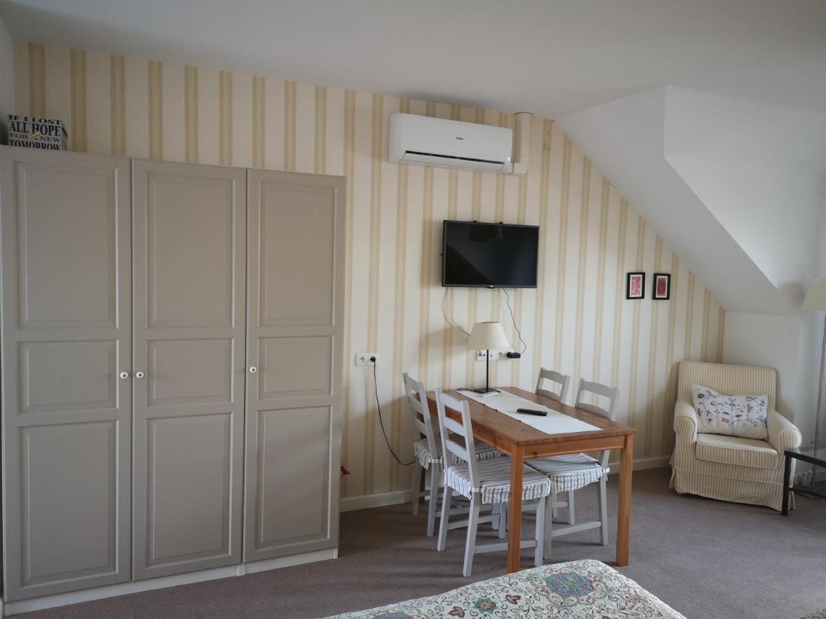 Nowe Guty Fun Appartement Buitenkant foto